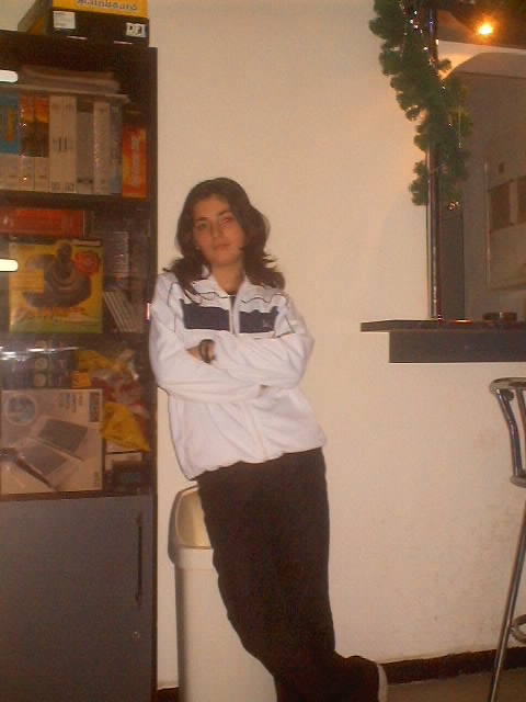 lory.jpg